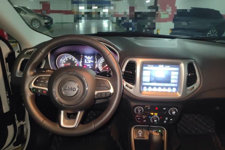 Used Jeep Compass 2019 220T Automatic Enjoyment Version Center Console