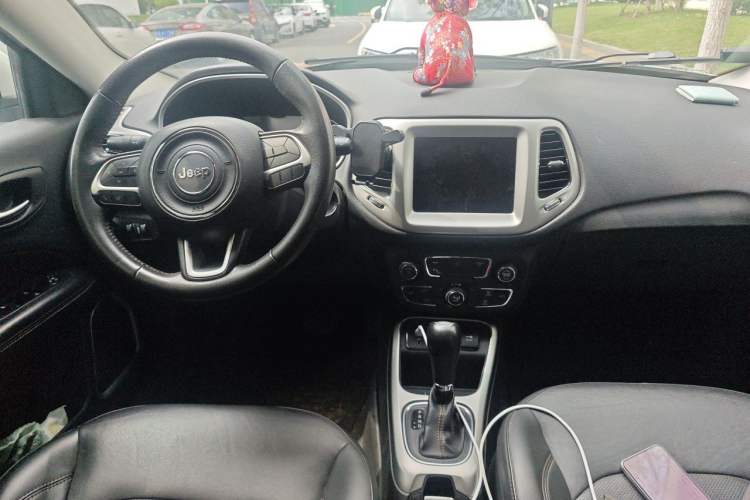 Used Jeep Compass 2019 200TS Automatic Premium - Connected Large Screen Version Center Console
