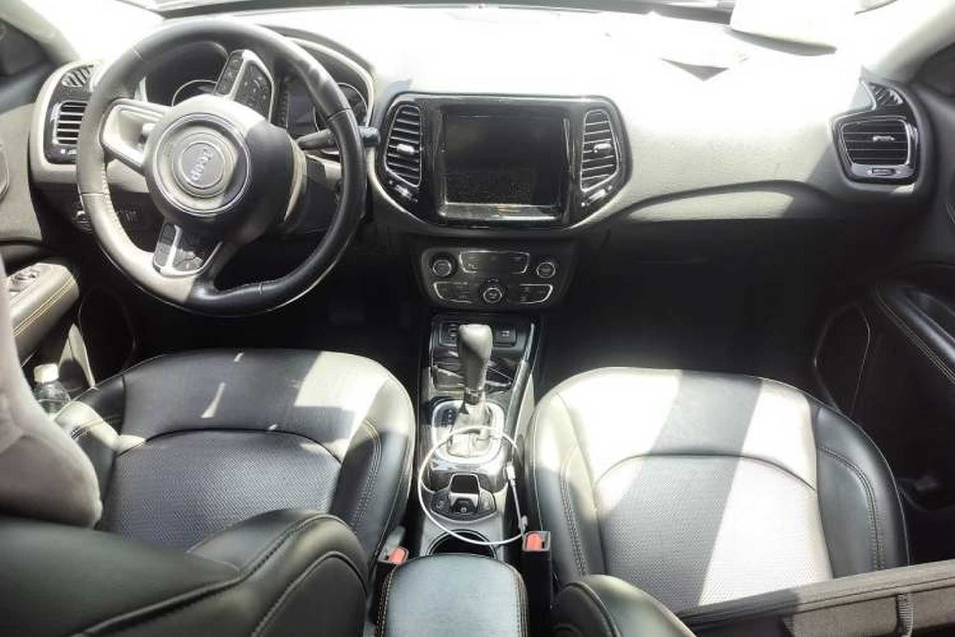 Used Jeep Compass 2019 220T Automatic Family Edition Center Console