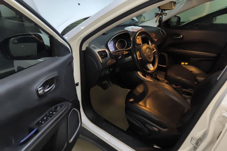Used Jeep Compass 2019 200T Automatic Family Edition - Connected Large Screen Version Driver Seat