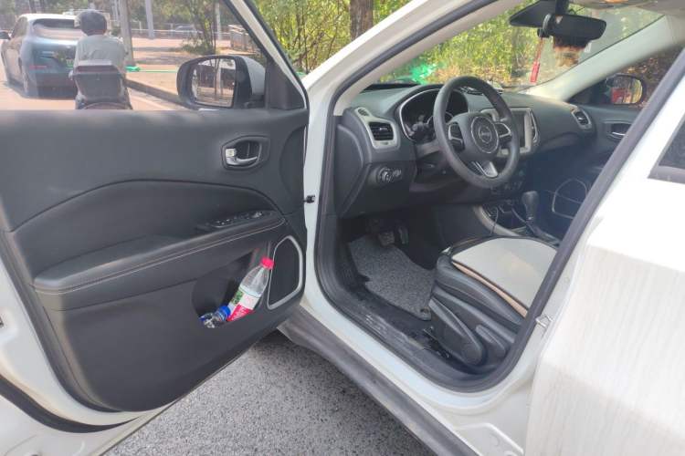 Used Jeep Compass 2019 220T Automatic Enjoyment Version Driver Seat