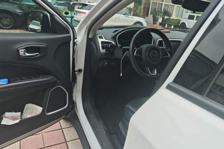 Used Jeep Compass 2019 220T Automatic Enjoyment Version Driver Seat