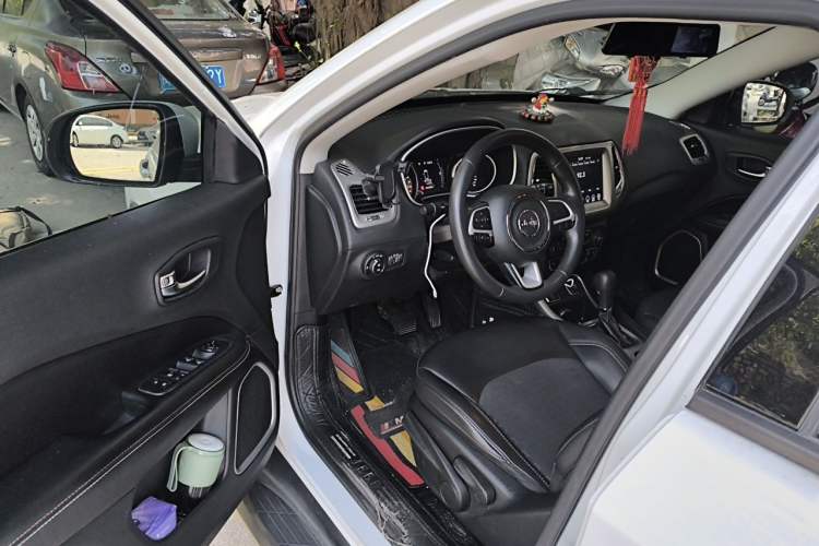 Used Jeep Compass 2019 220T Automatic Enjoyment Version Driver Seat