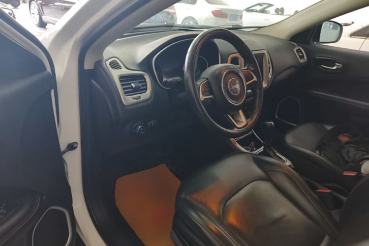 Used Jeep Compass 2019 200T Automatic Family Edition - Connected Large Screen Version Driver Seat