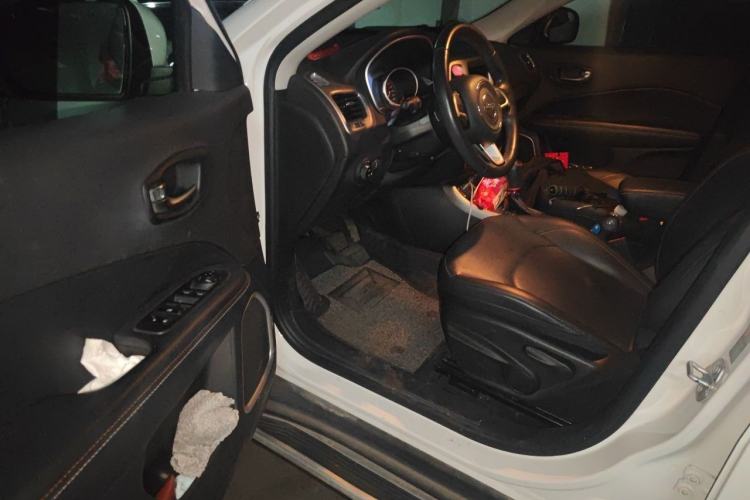 Used Jeep Compass 2019 200TS Automatic Premium - Connected Large Screen Version Driver Seat