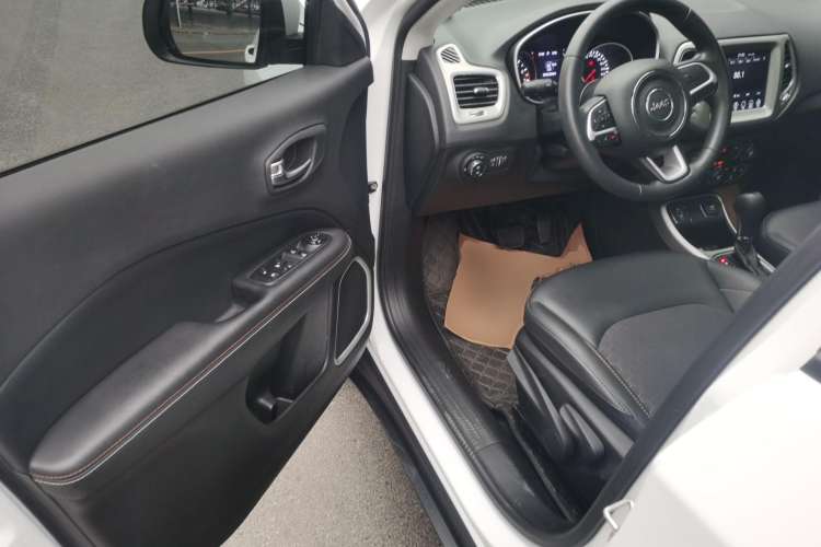 Used Jeep Compass 2019 220T Automatic Enjoyment Version Driver Seat