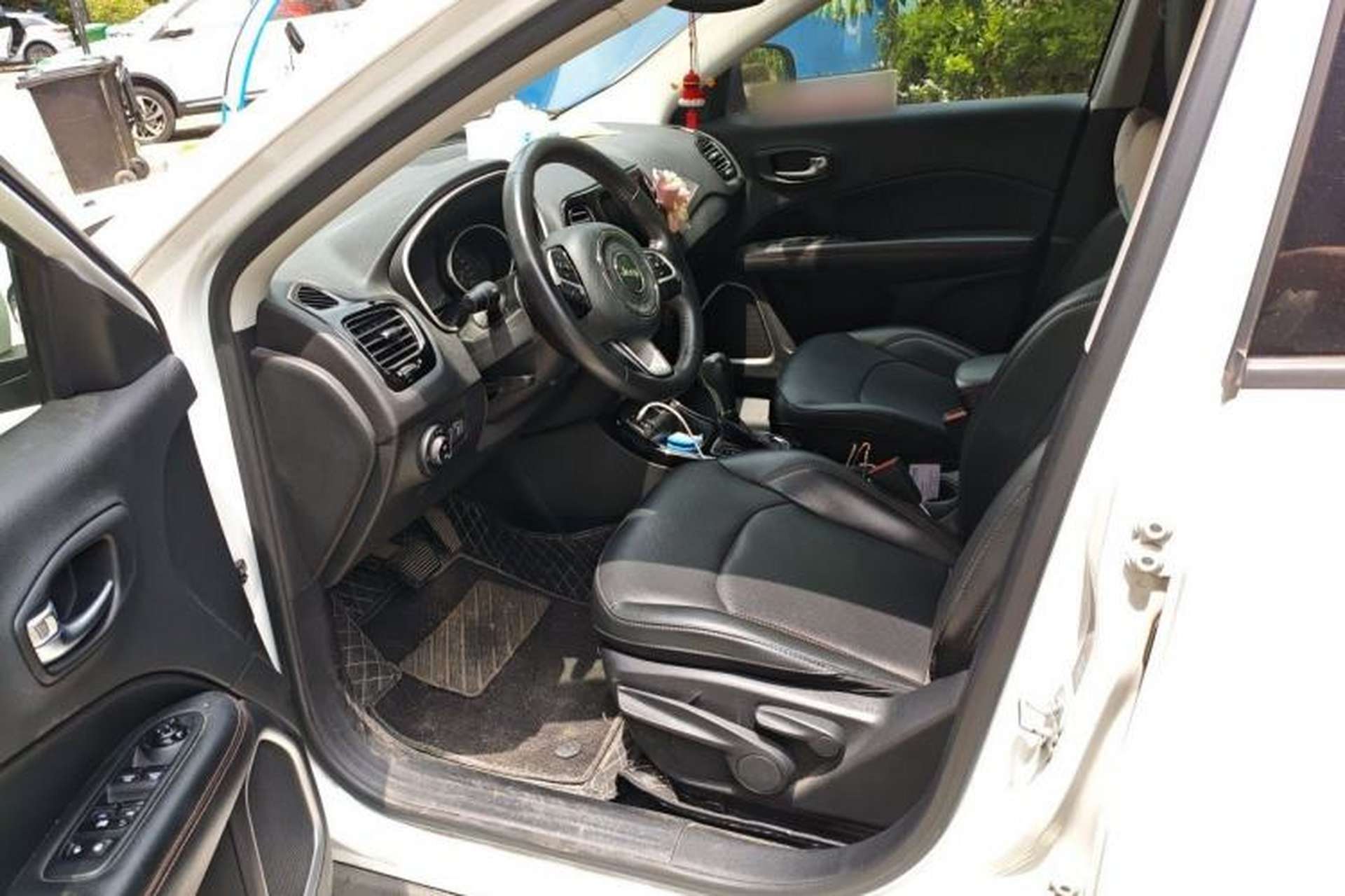Used Jeep Compass 2019 220T Automatic Family Edition Driver Seat