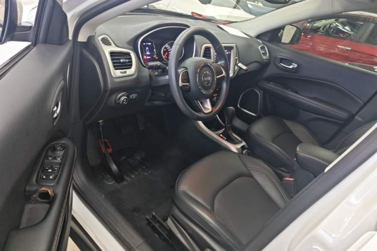 Used Jeep Compass 2019 220T Automatic Enjoyment Version Driver Seat