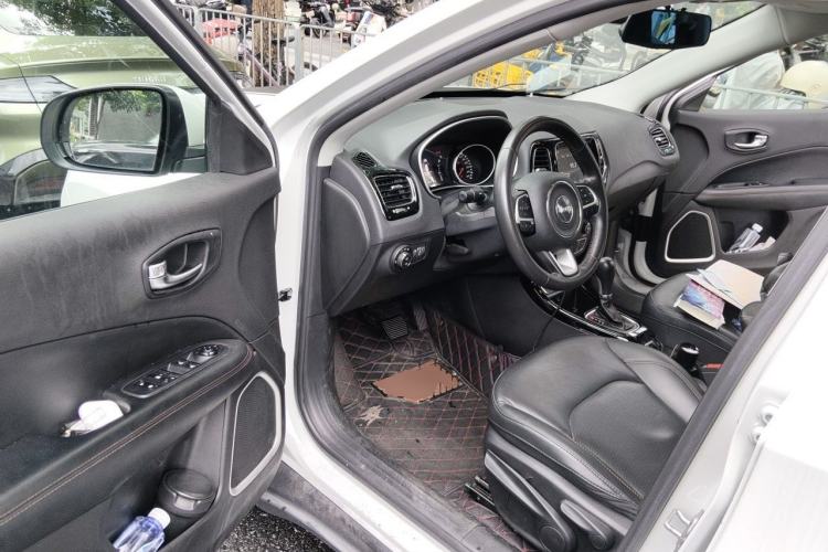 Used Jeep Compass 2019 220T Automatic Family Edition Driver Seat