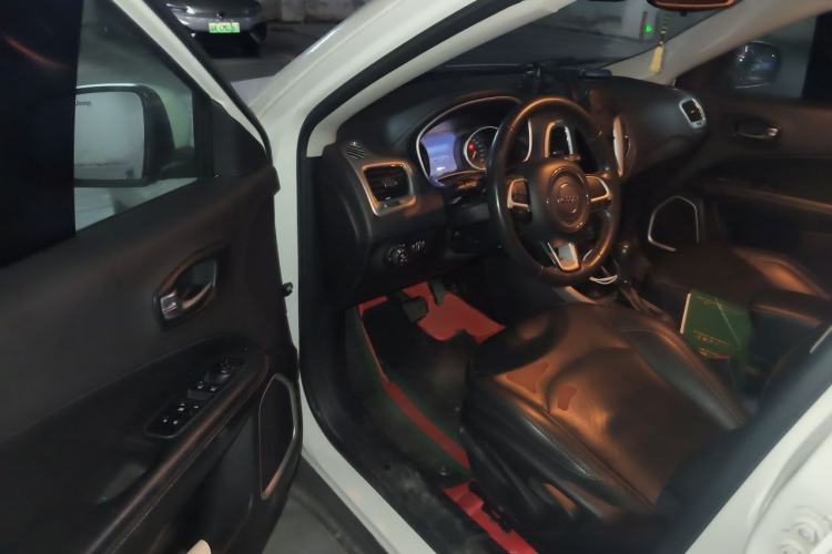 Used Jeep Compass 2019 200T Automatic Family Edition - Connected Large Screen Version Driver Seat