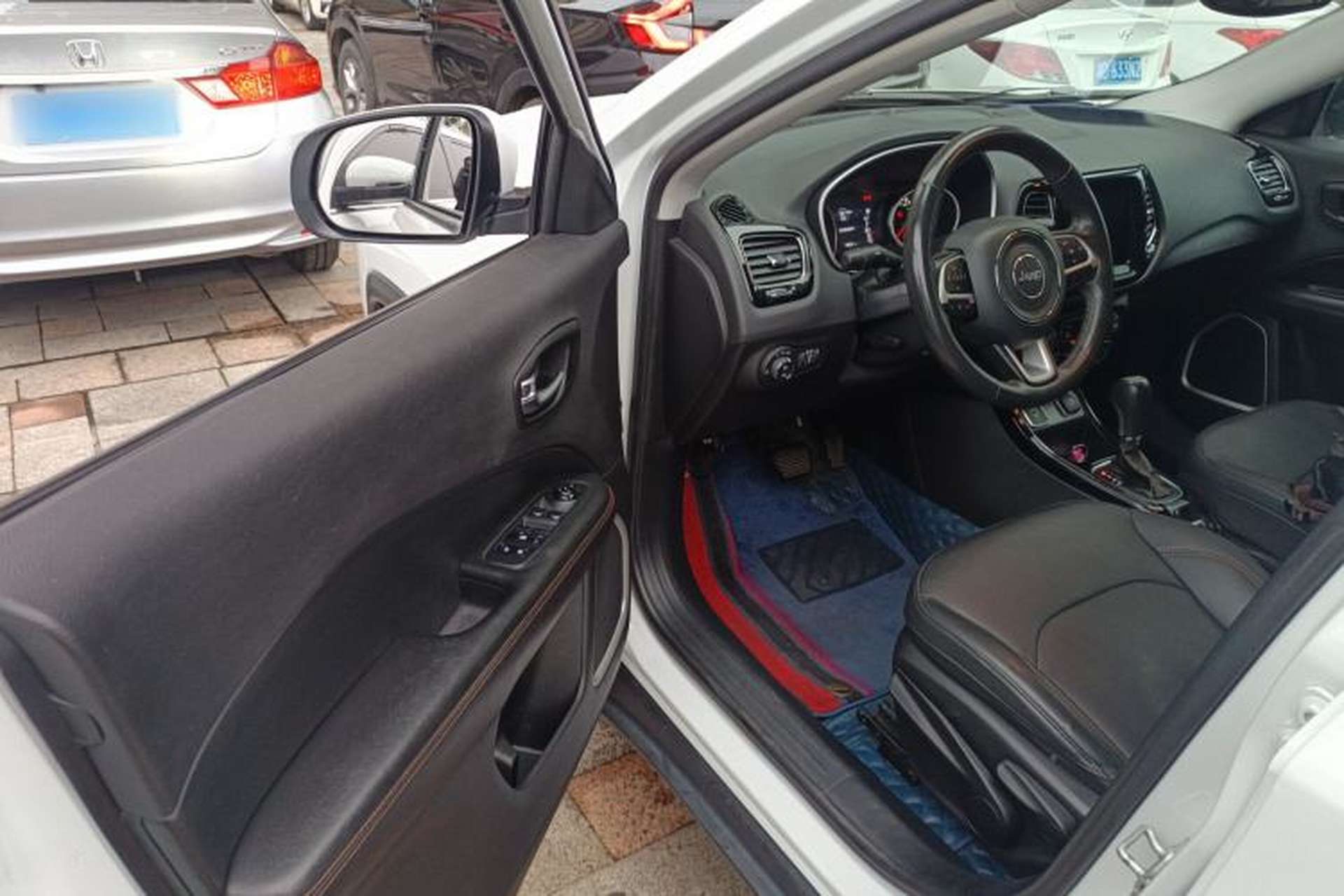 Used Jeep Compass 2019 220T Automatic Family Edition Driver Seat