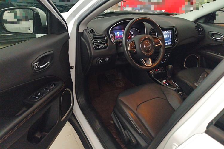 Used Jeep Compass 2019 220T Automatic Family Edition Driver Seat