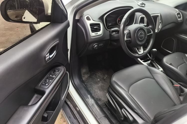Used Jeep Compass 2019 200T Automatic Family Edition - Connected Large Screen Version Driver Seat