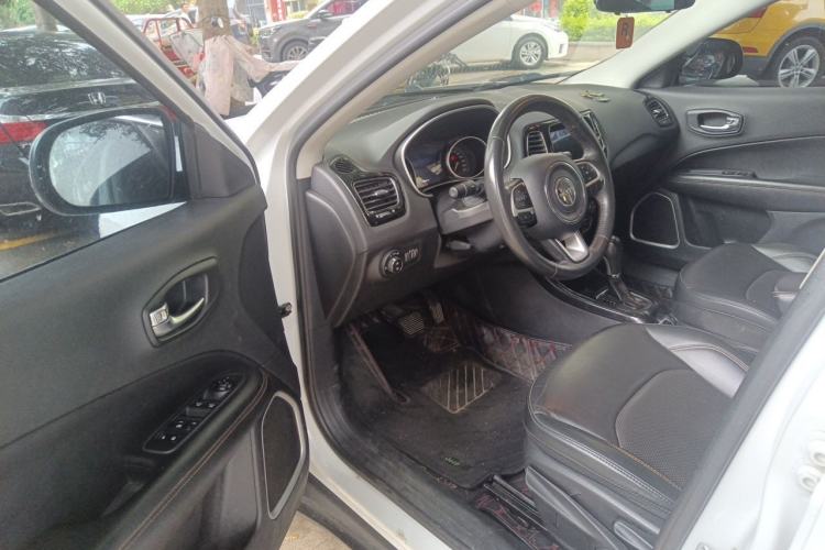 Used Jeep Compass 2019 220T Automatic Family Edition Driver Seat