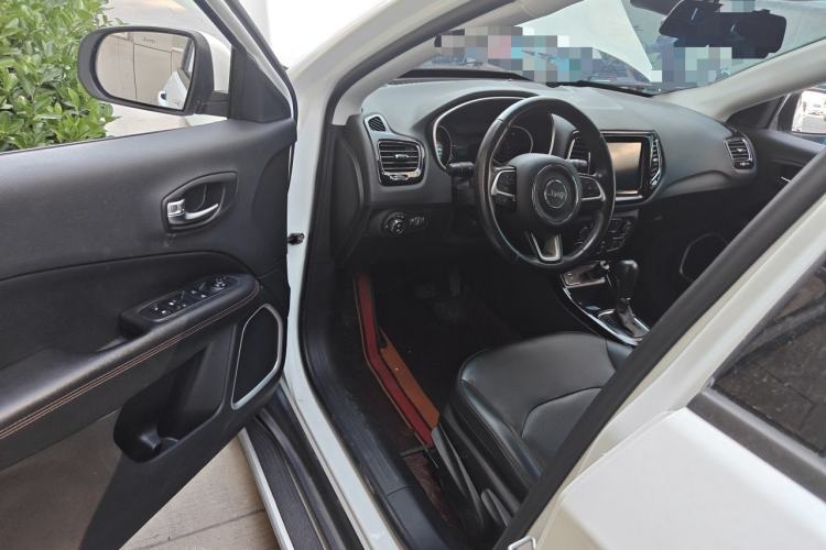 Used Jeep Compass 2019 220T Automatic Family Edition Driver Seat