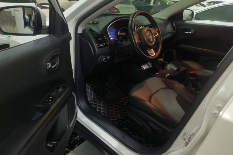 Used Jeep Compass 2019 220T Automatic Family Edition Driver Seat