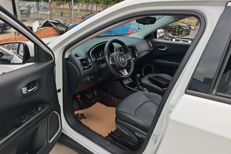 Used Jeep Compass 2019 220T Automatic Family Edition Driver Seat