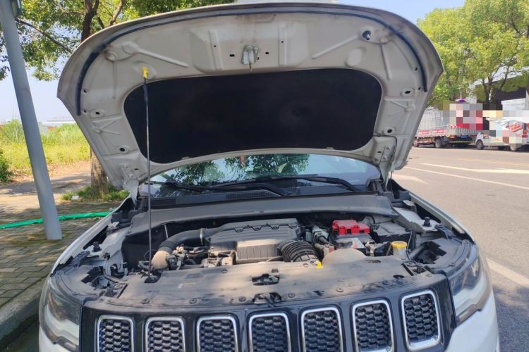 Used Jeep Compass 2019 220T Automatic Enjoyment Version Engine Bay