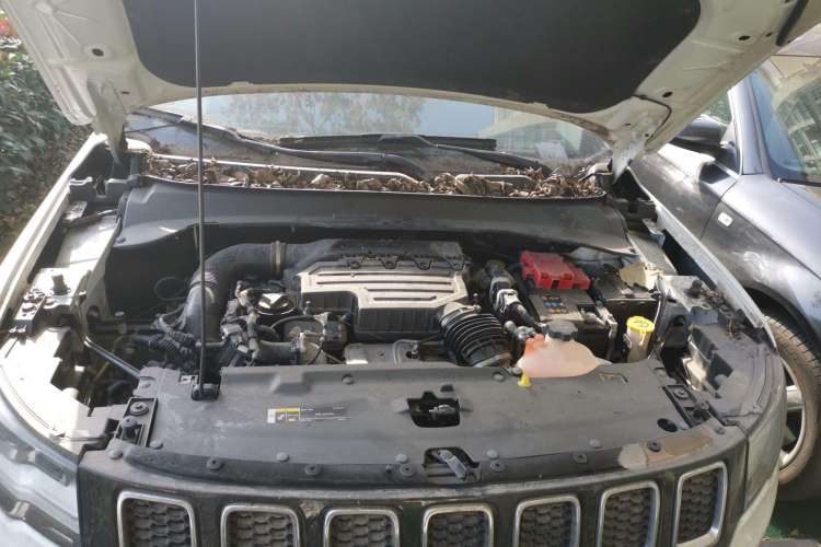 Used Jeep Compass 2019 220T Automatic Enjoyment Version Engine Bay