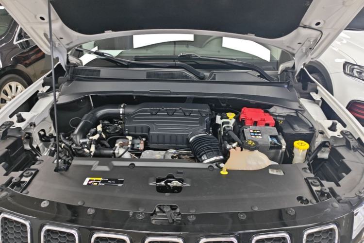 Used Jeep Compass 2019 220T Automatic Enjoyment Version Engine Bay