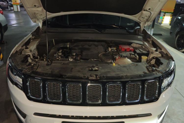 Used Jeep Compass 2019 220T Automatic Enjoyment Version Engine Bay