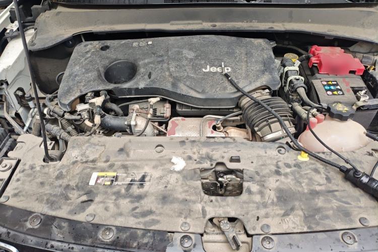 Used Jeep Compass 2019 220T Automatic Family Edition Engine Bay