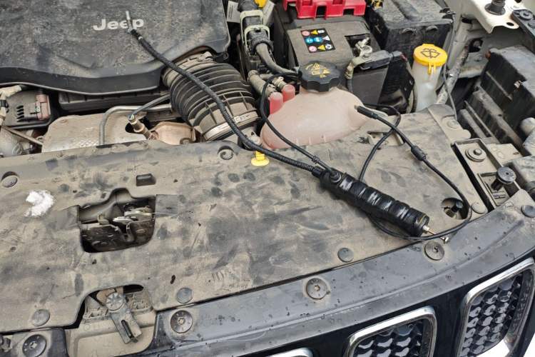 Used Jeep Compass 2019 220T Automatic Family Edition Engine Bay Left