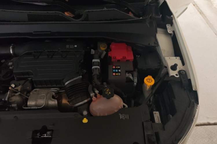 Used Jeep Compass 2019 220T Automatic Family Edition Engine Bay Left