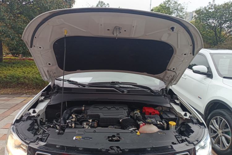 Used Jeep Compass 2019 220T Automatic Family Edition Engine Bay