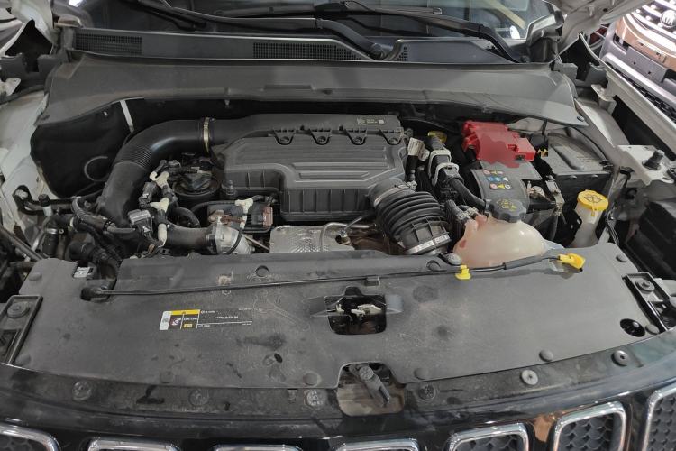 Used Jeep Compass 2019 220T Automatic Family Edition Engine Bay