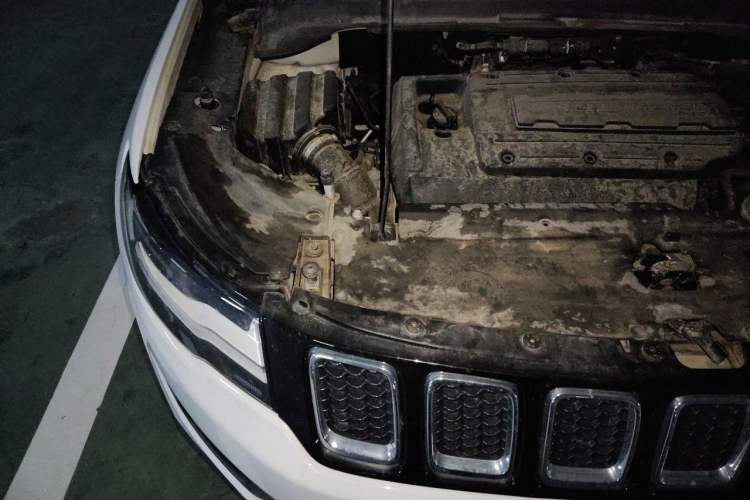 Used Jeep Compass 2019 200T Automatic Enjoyment - Connected Large Screen Version Engine Bay Right
