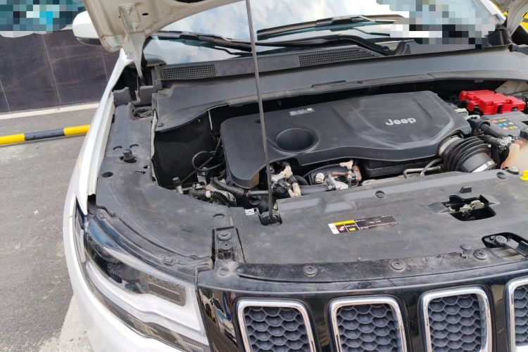 Used Jeep Compass 2019 220T Automatic Family Enjoyment Four-Wheel Drive Edition Engine Bay Right