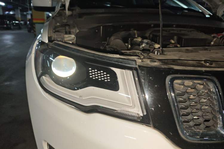 Used Jeep Compass 2019 220T Automatic Enjoyment Version Engine Bay Right