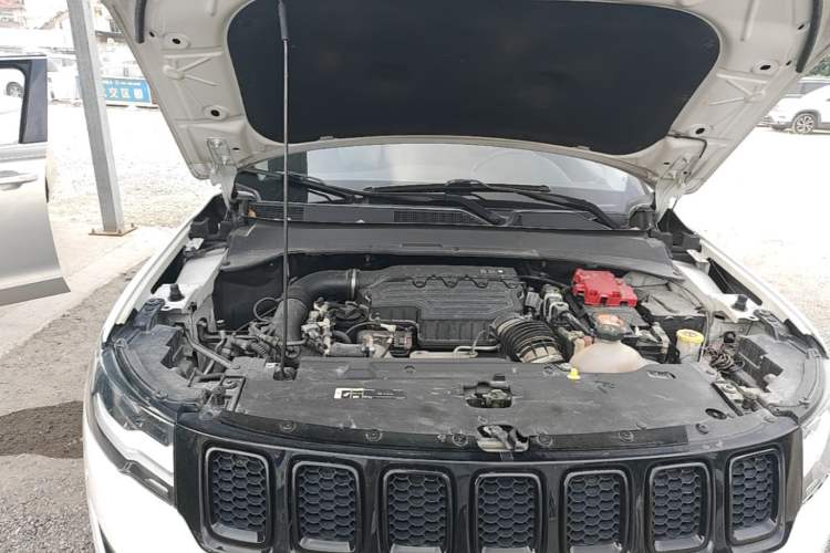 Used Jeep Compass 2019 220T Automatic Night Eagle Edition Engine Bay Right