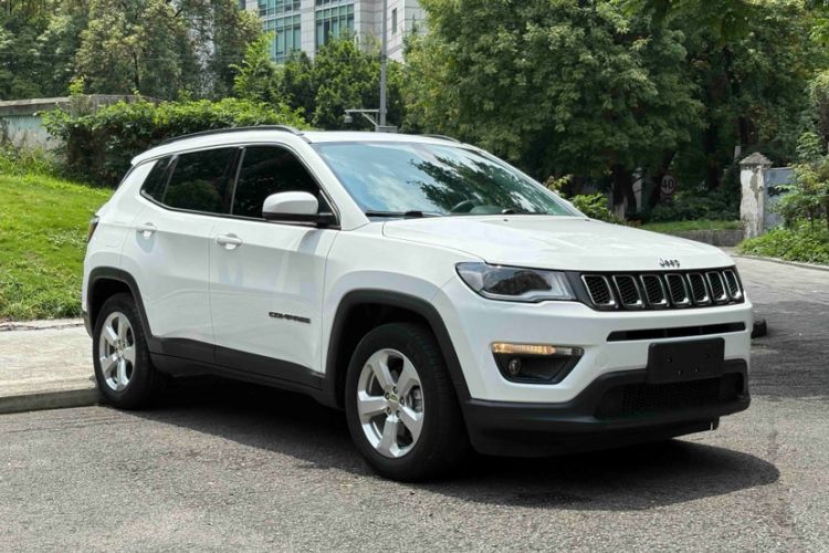 Used Jeep Compass 2019 220T Automatic Family Edition Exterior 10