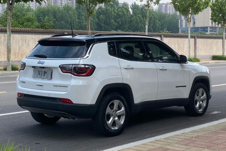 Used Jeep Compass 2019 220T Automatic Family Edition Exterior 5