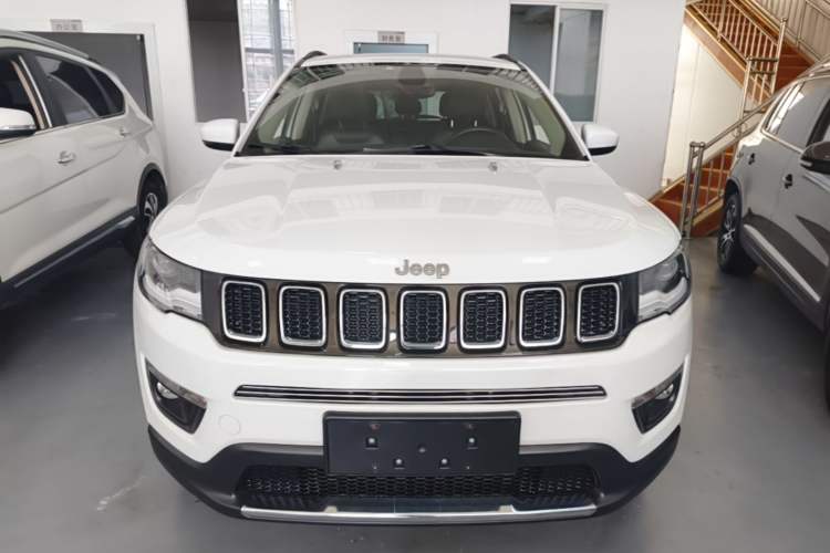 Used Jeep Compass 2019 200T Automatic Family Edition - Connected Large Screen Version Front