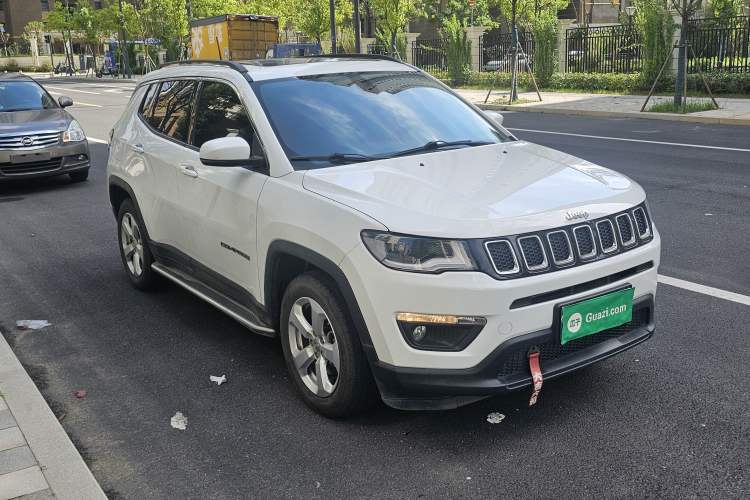 Used Jeep Compass 2019 200T Automatic Family Edition - Connected Large Screen Version Front Right 45 Deg