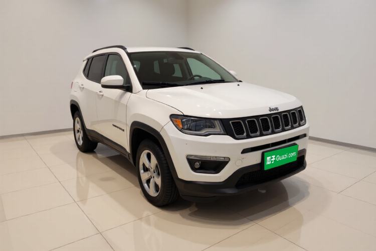 Used Jeep Compass 2019 200TS Automatic Premium - Connected Large Screen Version Front Right 45 Deg