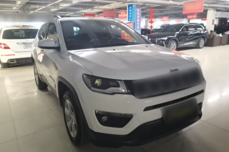 Used Jeep Compass 2019 220T Automatic Family Enjoyment Four-Wheel Drive Edition Front Right 45 Deg