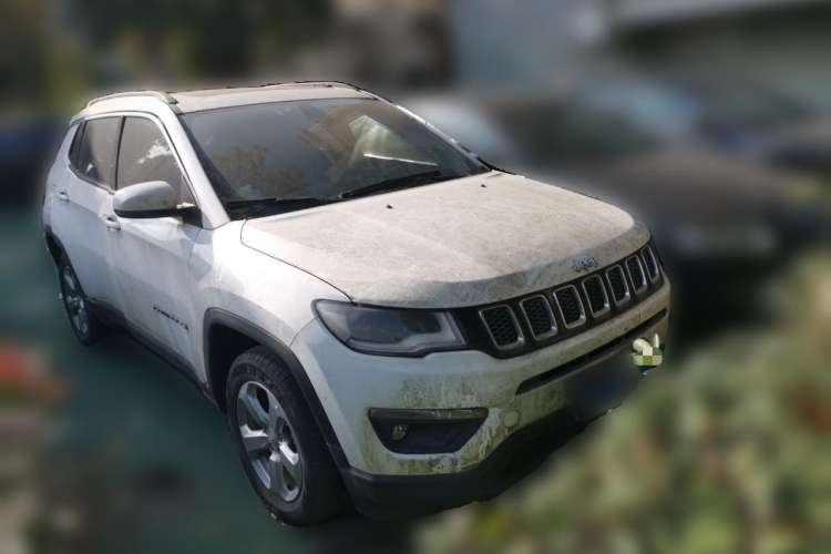 Used Jeep Compass 2019 220T Automatic Enjoyment Version Front Right 45 Deg