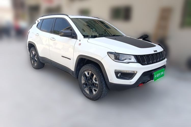 Used Jeep Compass 2019 220T Automatic Four-Wheel Drive High-Performance Flagship Edition Front Right 45 Deg