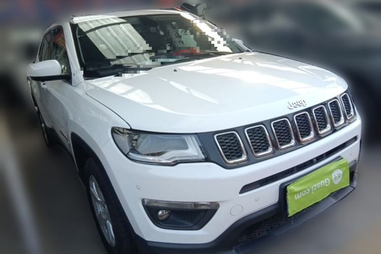 Used Jeep Compass 2019 220T Automatic Enjoyment Version Front Right 45 Deg
