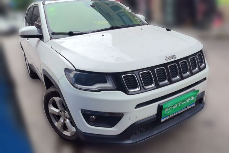 Used Jeep Compass 2019 220T Automatic Enjoyment Version Front Right 45 Deg