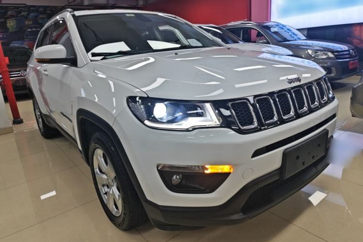 Used Jeep Compass 2019 220T Automatic Enjoyment Version Front Right 45 Deg