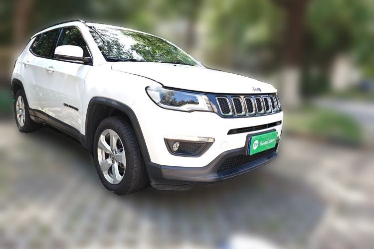 Used Jeep Compass 2019 200T Automatic Family Edition - Connected Large Screen Version Front Right 45 Deg