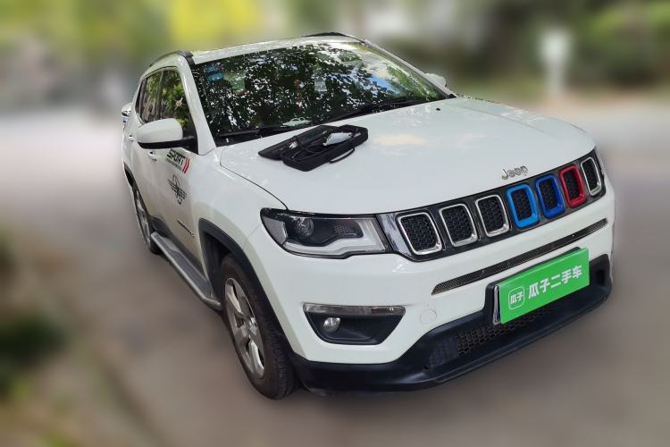 Used Jeep Compass 2019 200T Automatic Family Edition - Connected Large Screen Version Front Right 45 Deg
