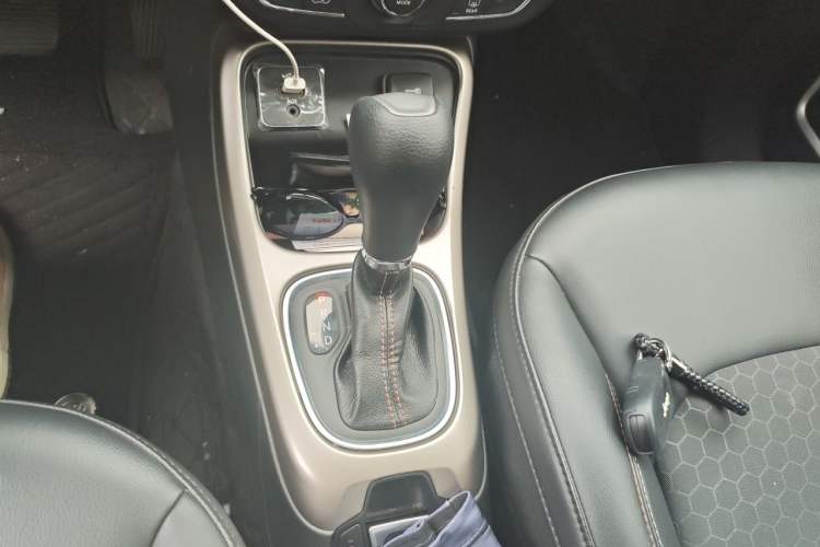 Used Jeep Compass 2019 220T Automatic Enjoyment Version Gear Lever