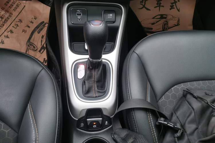 Used Jeep Compass 2019 220T Automatic Enjoyment Version Gear Lever