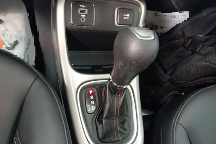 Used Jeep Compass 2019 220T Automatic Enjoyment Version Gear Lever